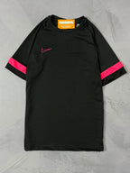 Camiseta Nike Dri Fit Academy 2021 - Preta/Rosa