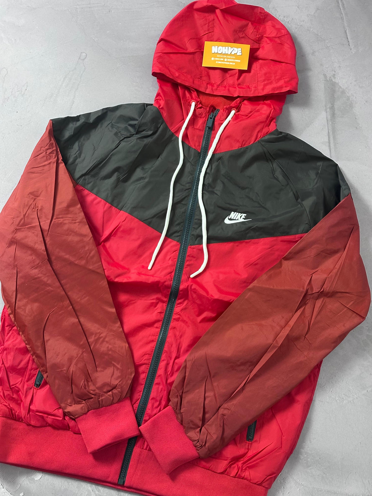Corta Vento Nike Windrunner - Vermelho