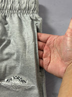Shorts Moletom Air Jordan - Cinza