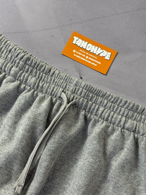 Shorts Moletom Nike Cargo - Cinza