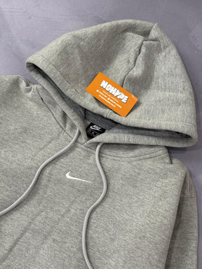 Moletom Nike Essentials Bordado - Cinza