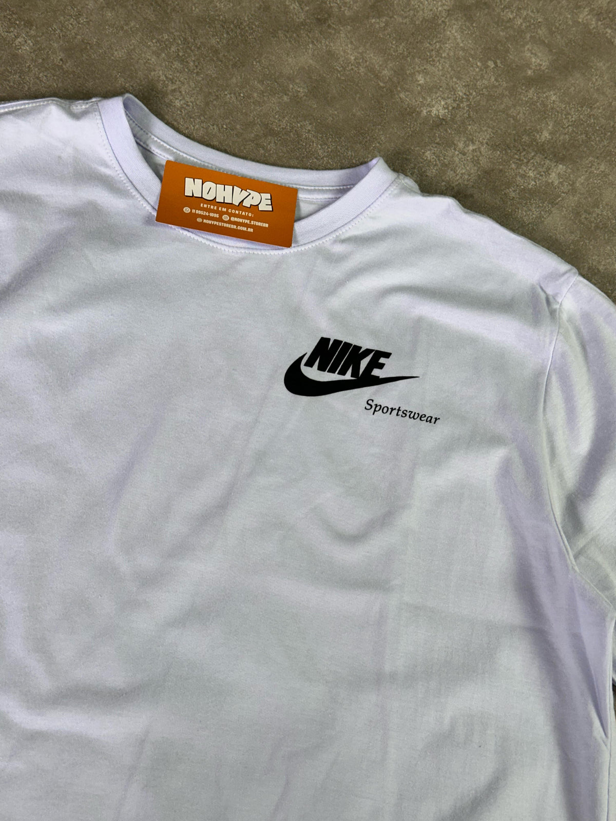 Camiseta Nike Daily - Branca