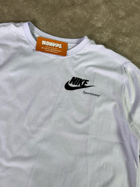 Camiseta Nike Daily - Branca