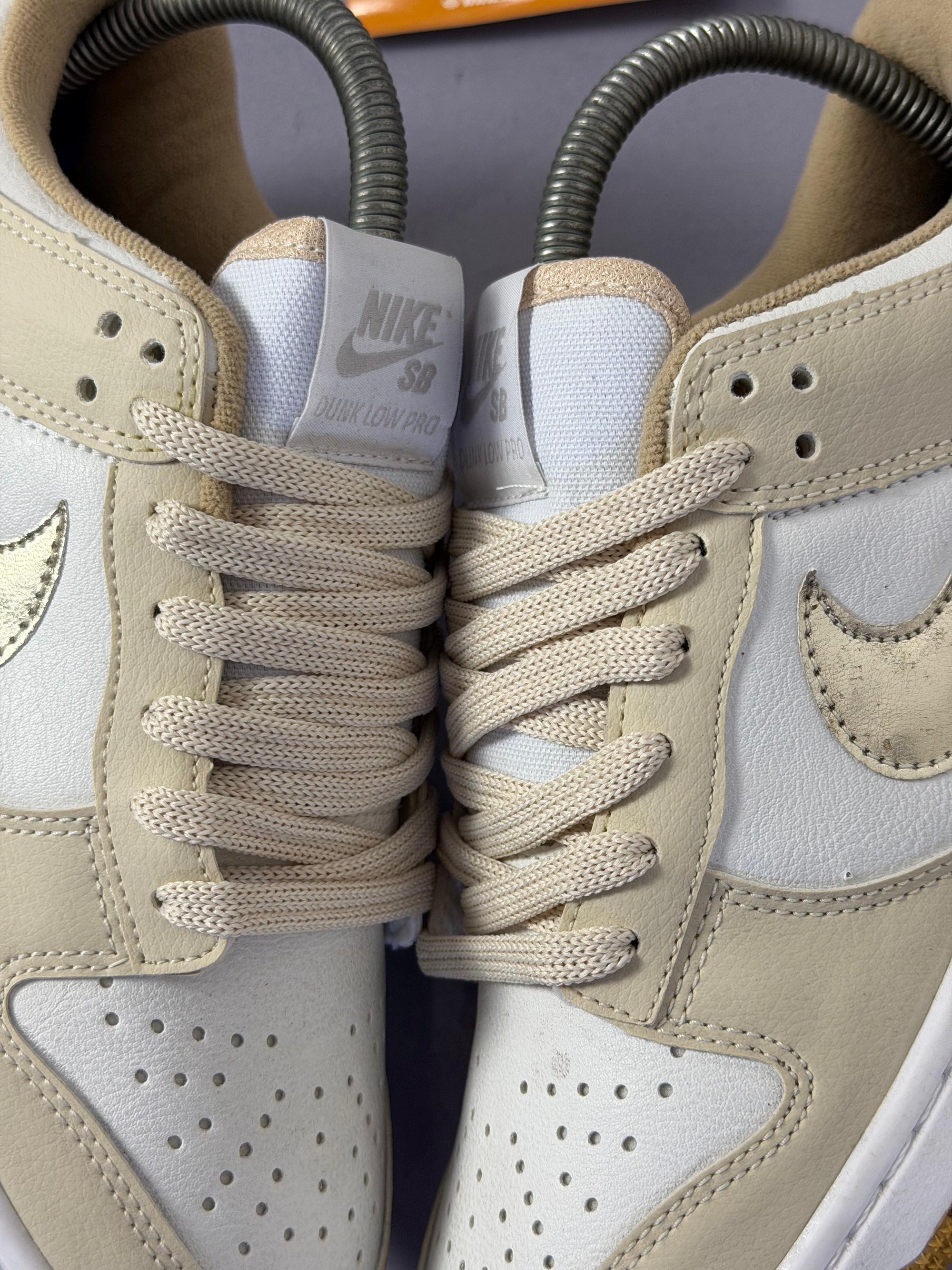 Tênis Nike Dunk - Dourado