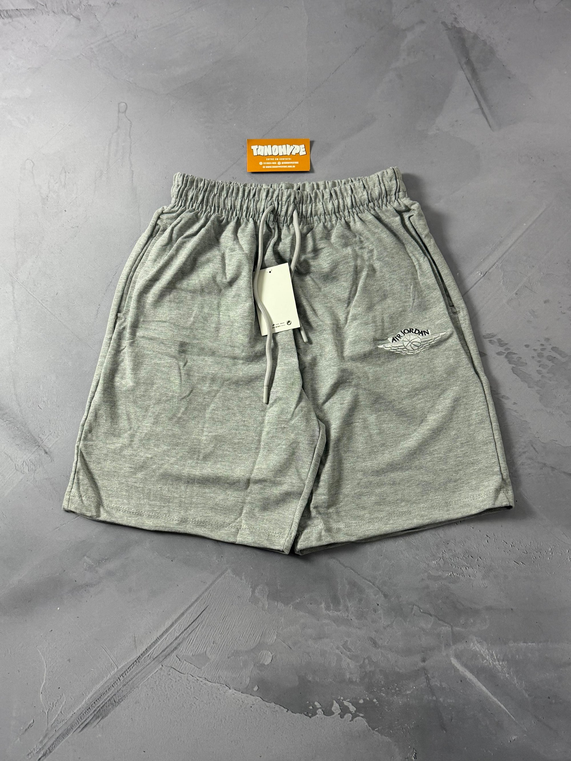 Shorts Moletom Air Jordan - Cinza