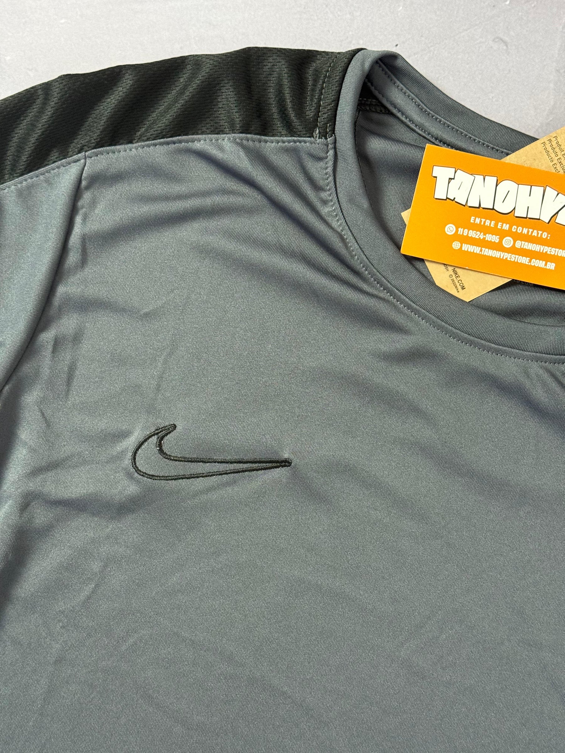 Camiseta Nike Dri Fit Academy 23 - Cinza