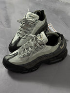 Tênis Nike Air Max 95 - Cinza