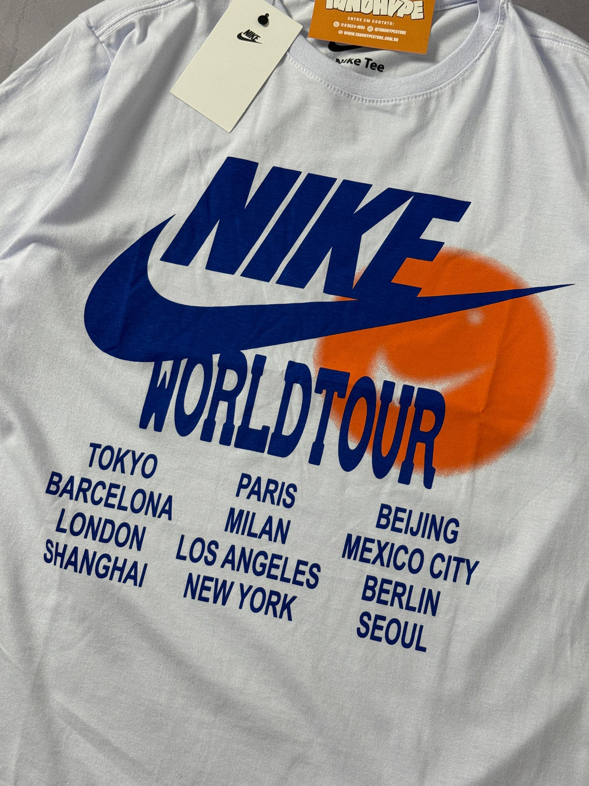 Camiseta Nike World Tour - Branco