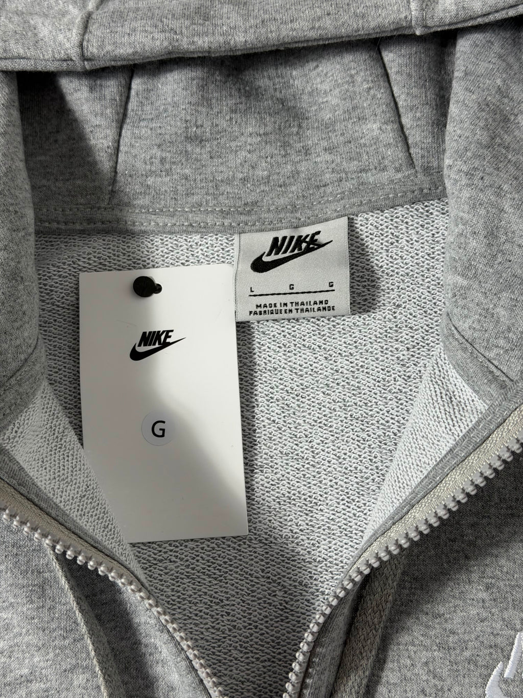 Moletom Nike Club C/Zíper - Cinza