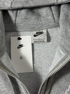 Moletom Nike Club C/Zíper - Cinza