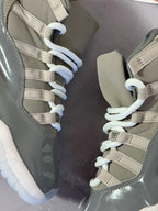 Tênis Nike Air Jordan 11 - Grey