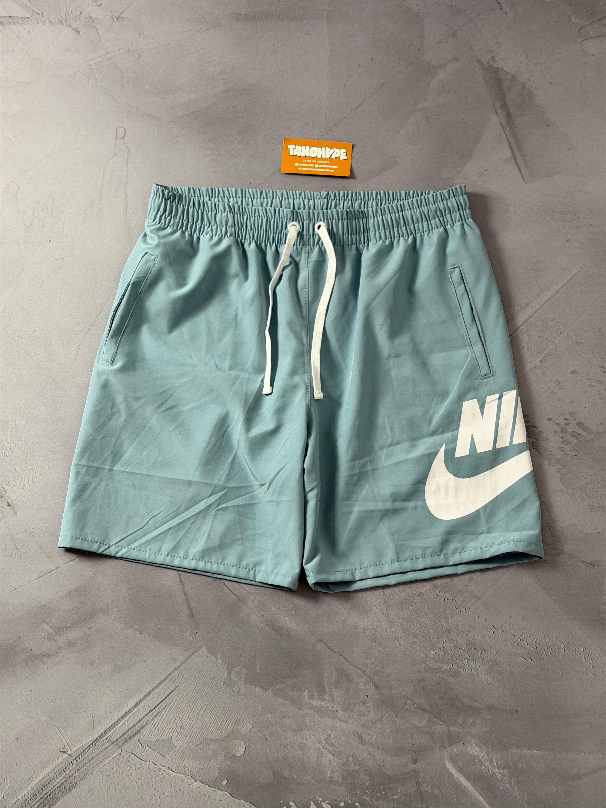 Shorts Tactel Nike Club - Azul Bebê