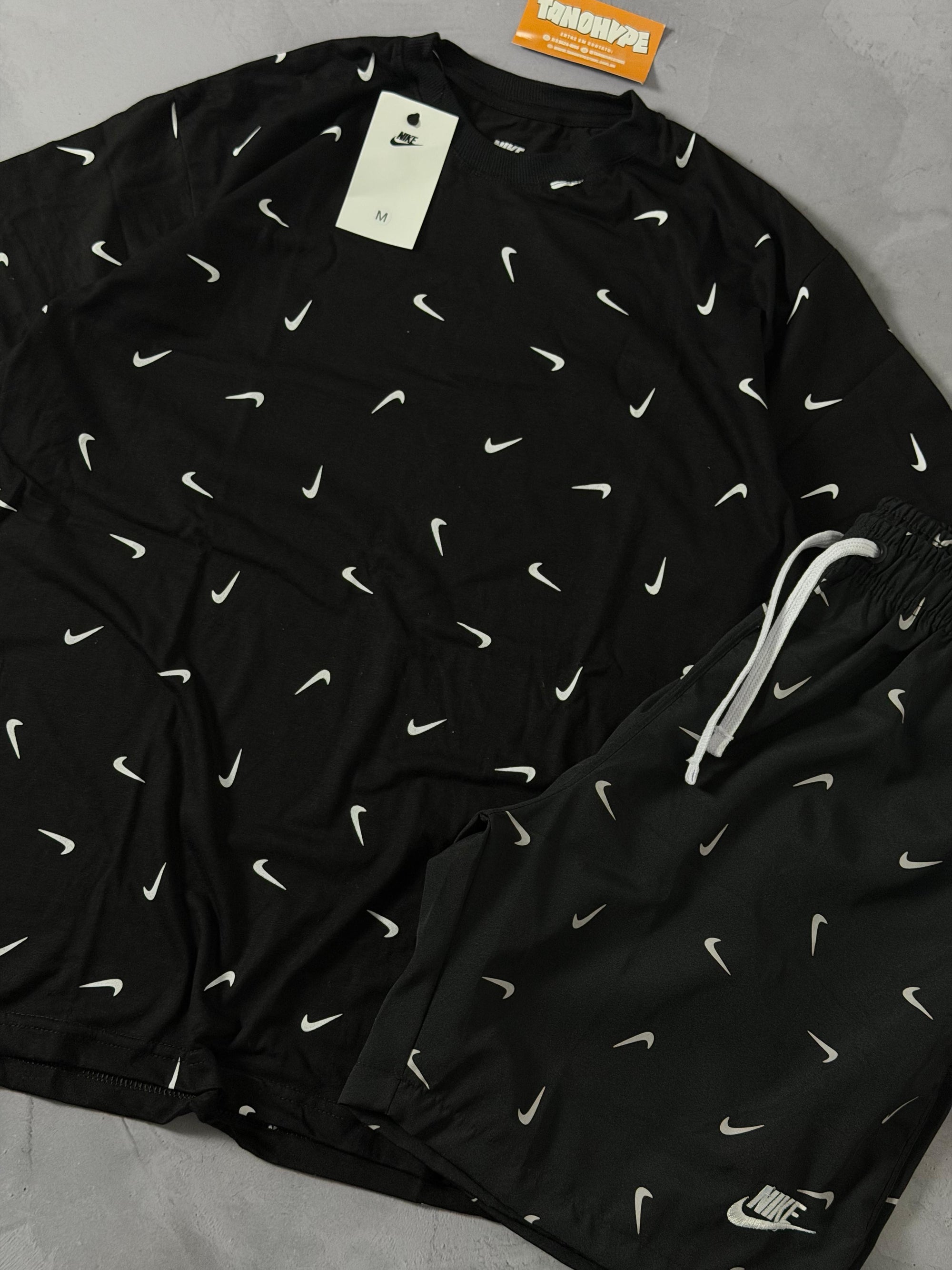 Conjunto Nike Chuva de Swoosh