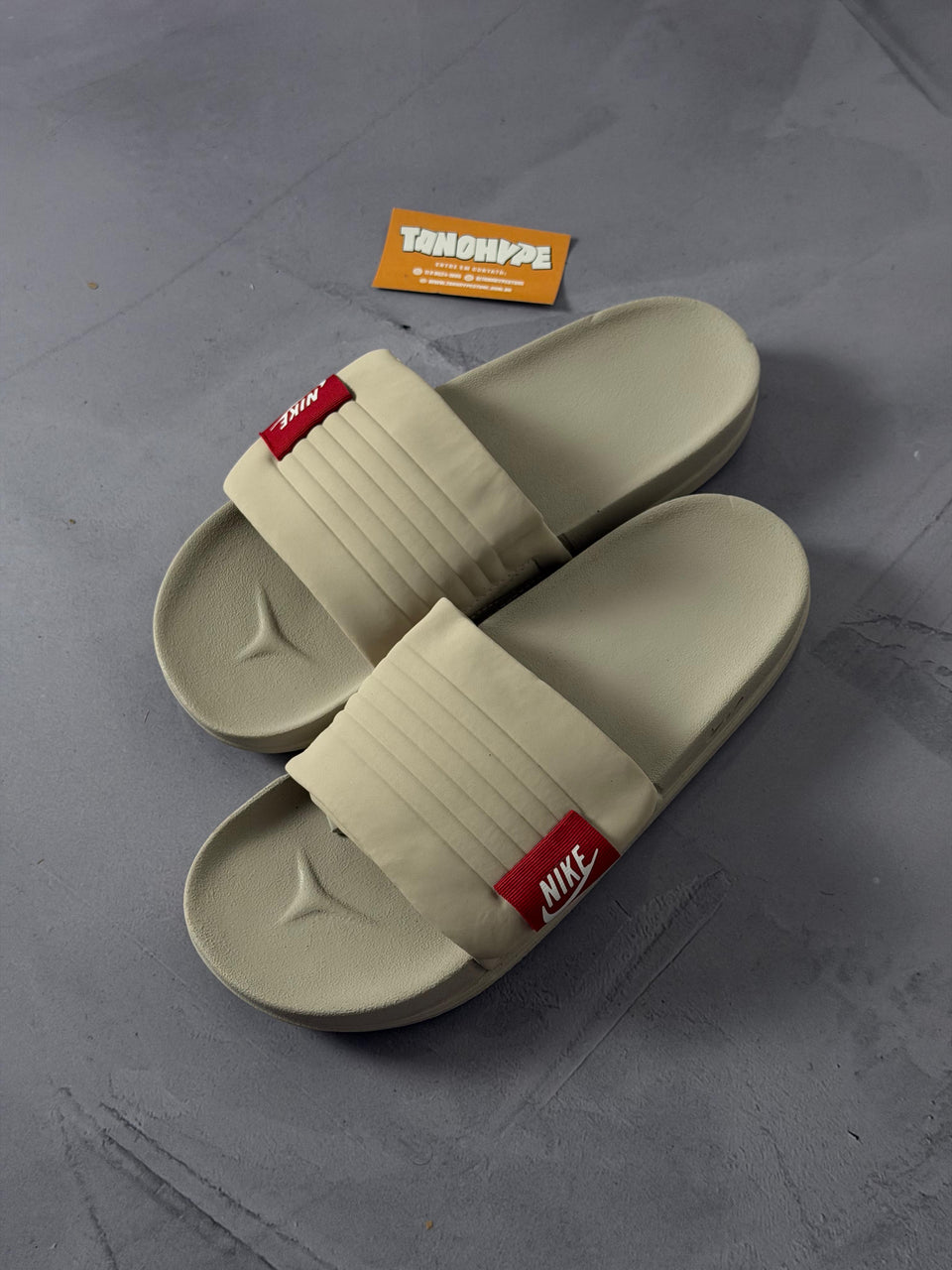 Chinelo Slide Nike Offcourt Adjust - Bege