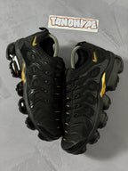 Tênis Nike Vapormax Plus - Preto e Dourado