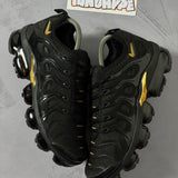 Tênis Nike Vapormax Plus - Preto e Dourado
