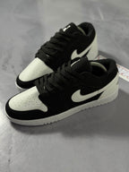Tênis Nike Air Jordan Low 1 - Black/White