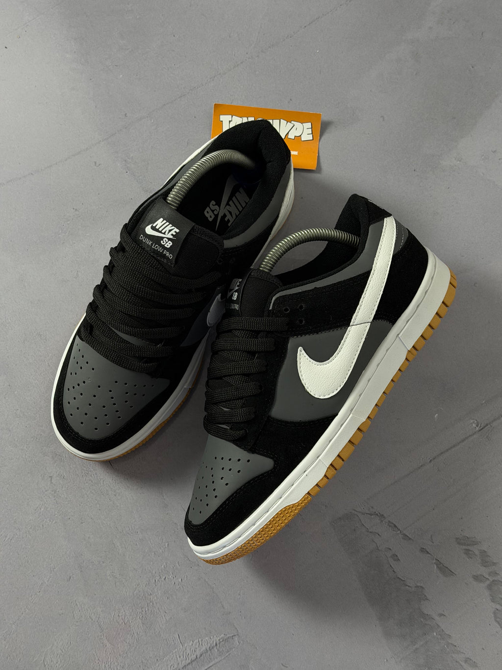 Tênis Nike Dunk - Camurça