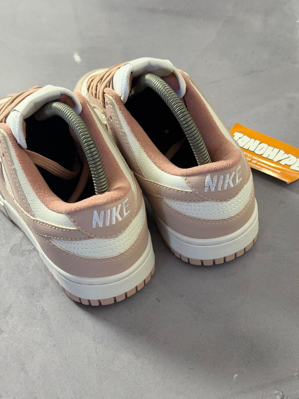 Tênis Nike Dunk - Rosa
