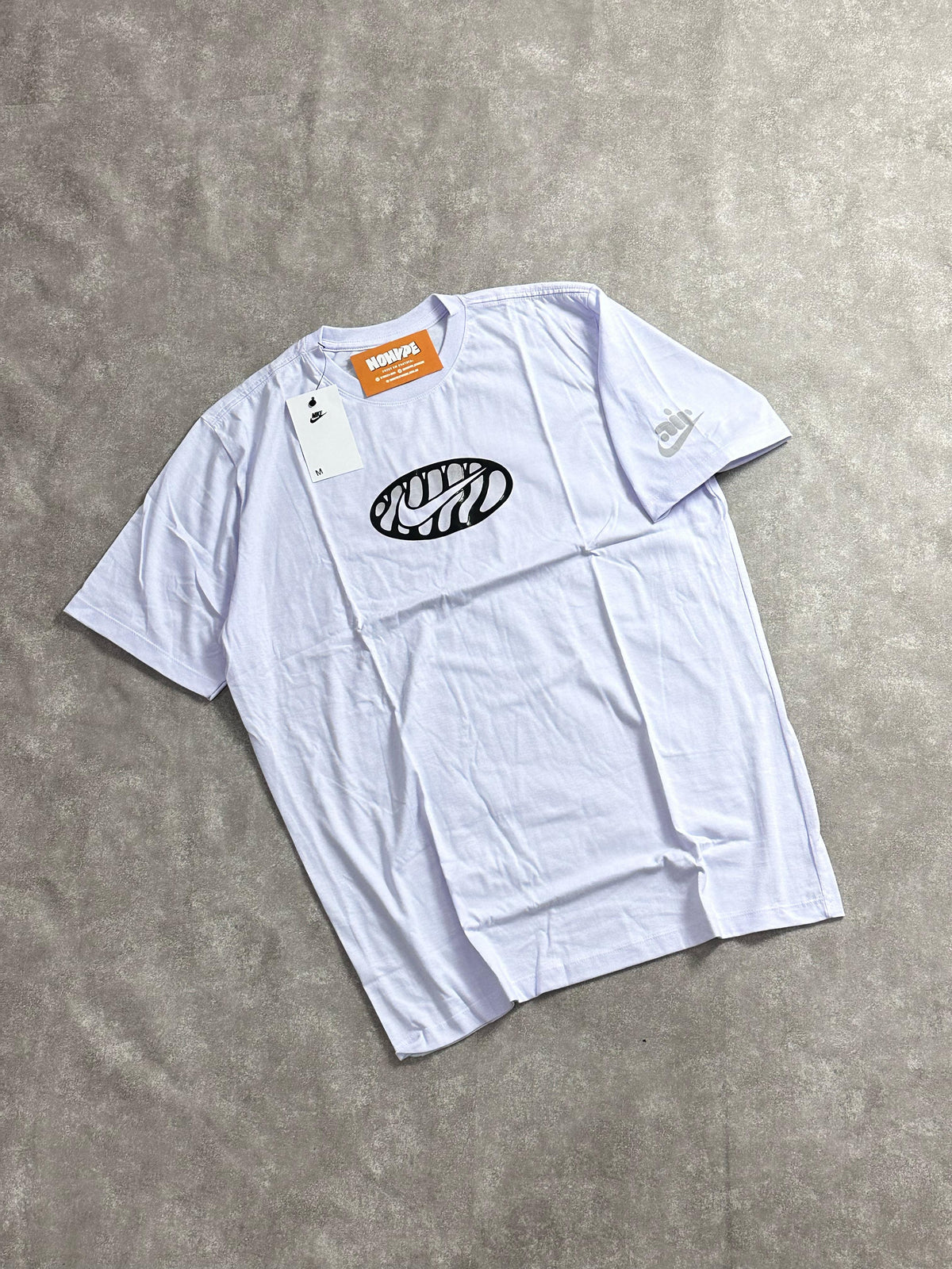 Camiseta Nike Max90 - Branca