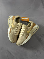 Tênis Nike Air Max Excee - Madeira