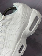 Tênis Nike Air Max 95 - Triple White