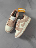 Tênis Nike Dunk - Rosa