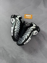 Tênis Nike Air Max Plus TN - Metalic