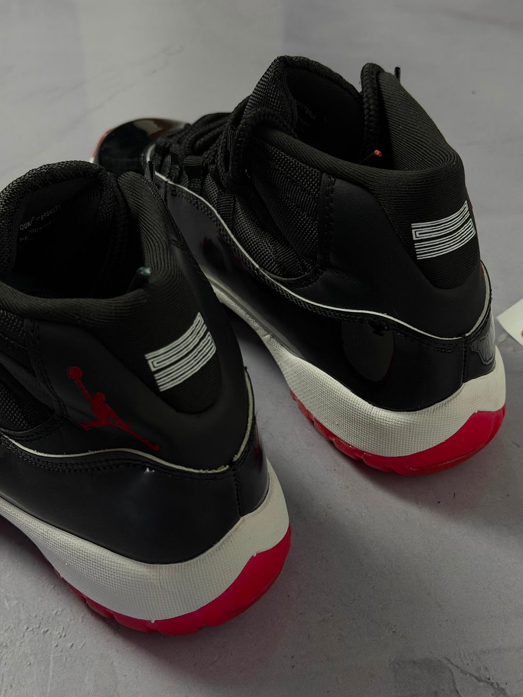 Tênis Nike Air Jordan 11 - Bred
