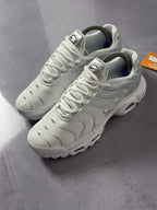 Tênis Nike Air Max Plus TN - Pure Platinum