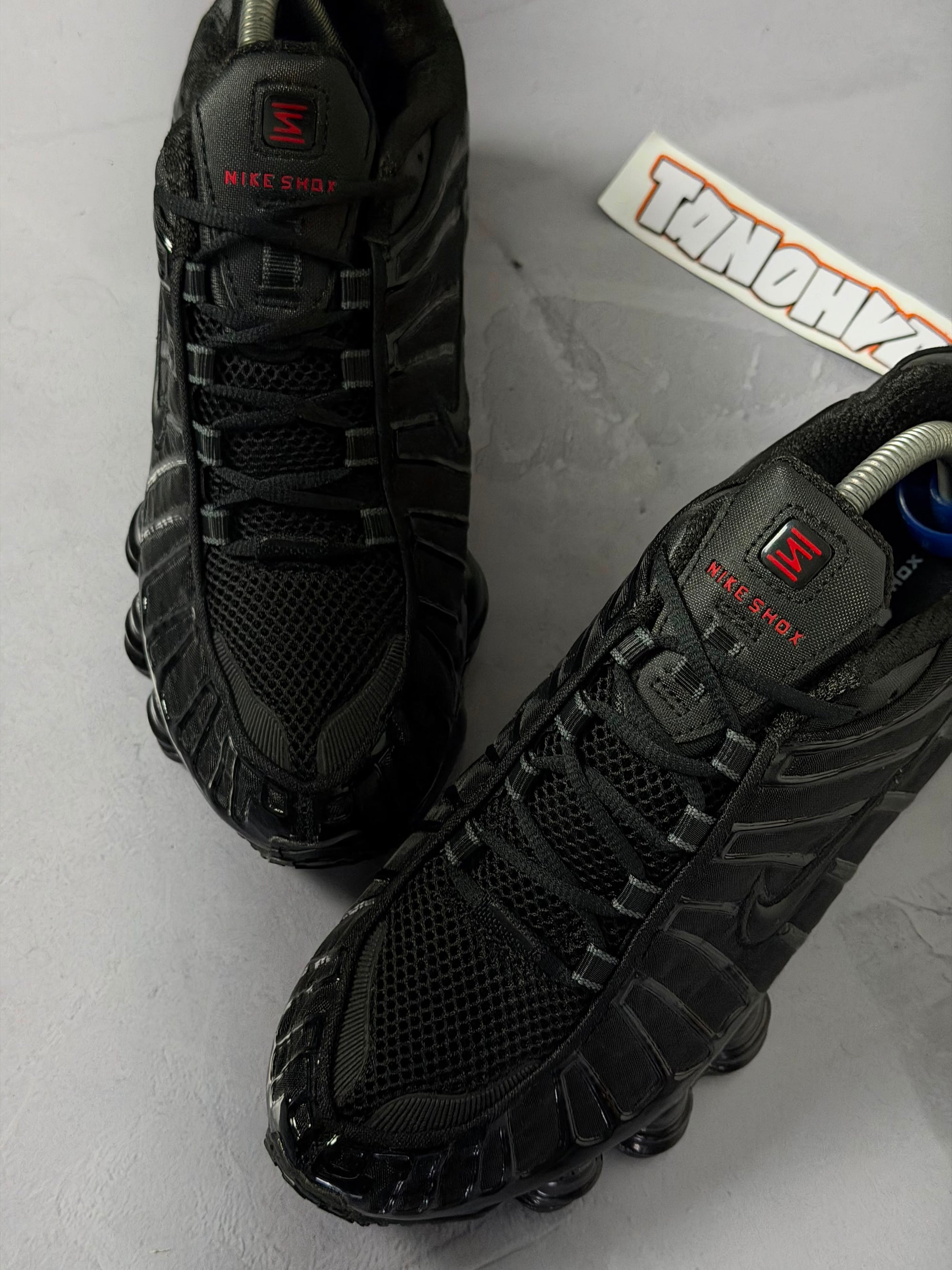 Tênis Nike Shox 12 Molas - Preto