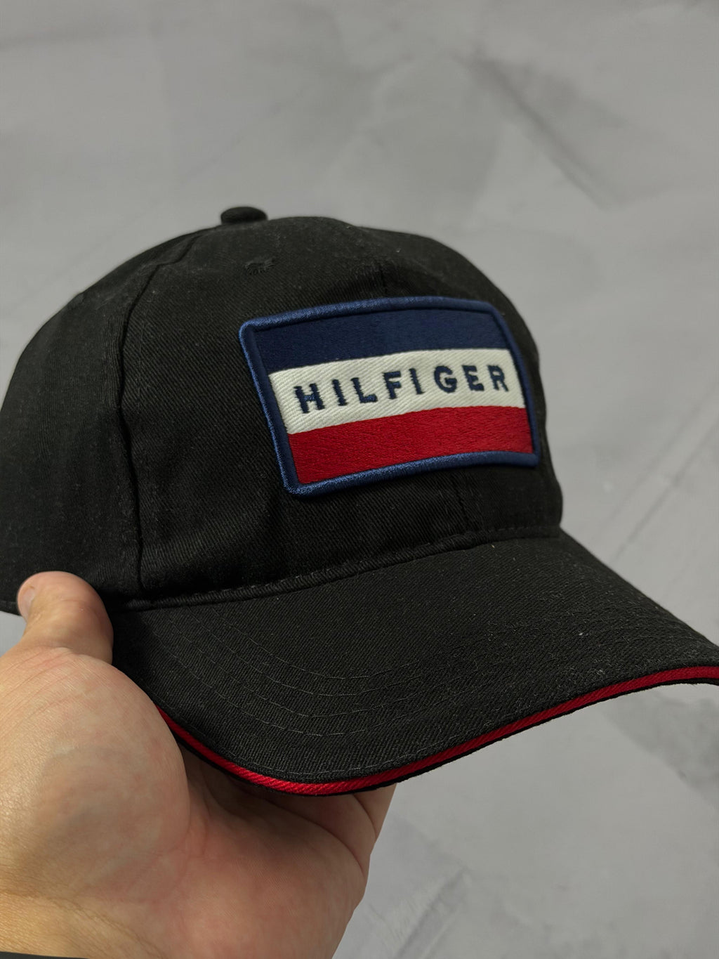 Boné Tommy Hilfiger - Preto