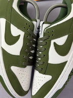Tênis Nike Dunk - Verde Militar
