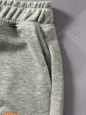 Shorts Moletom Nike Multi Swoosh - Cinza