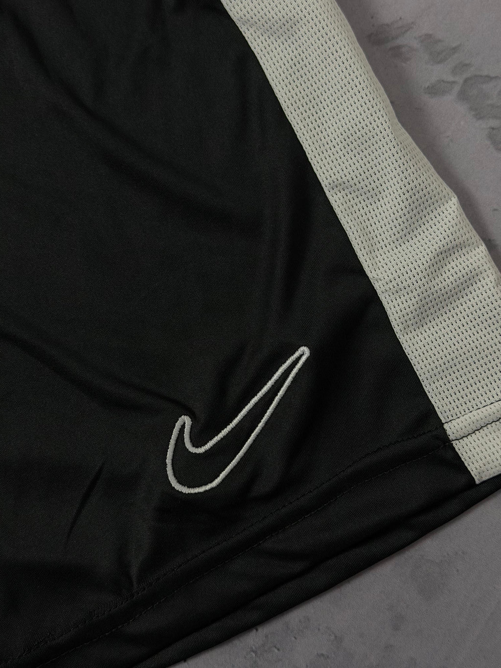 Shorts Nike Academy 23 - Preto