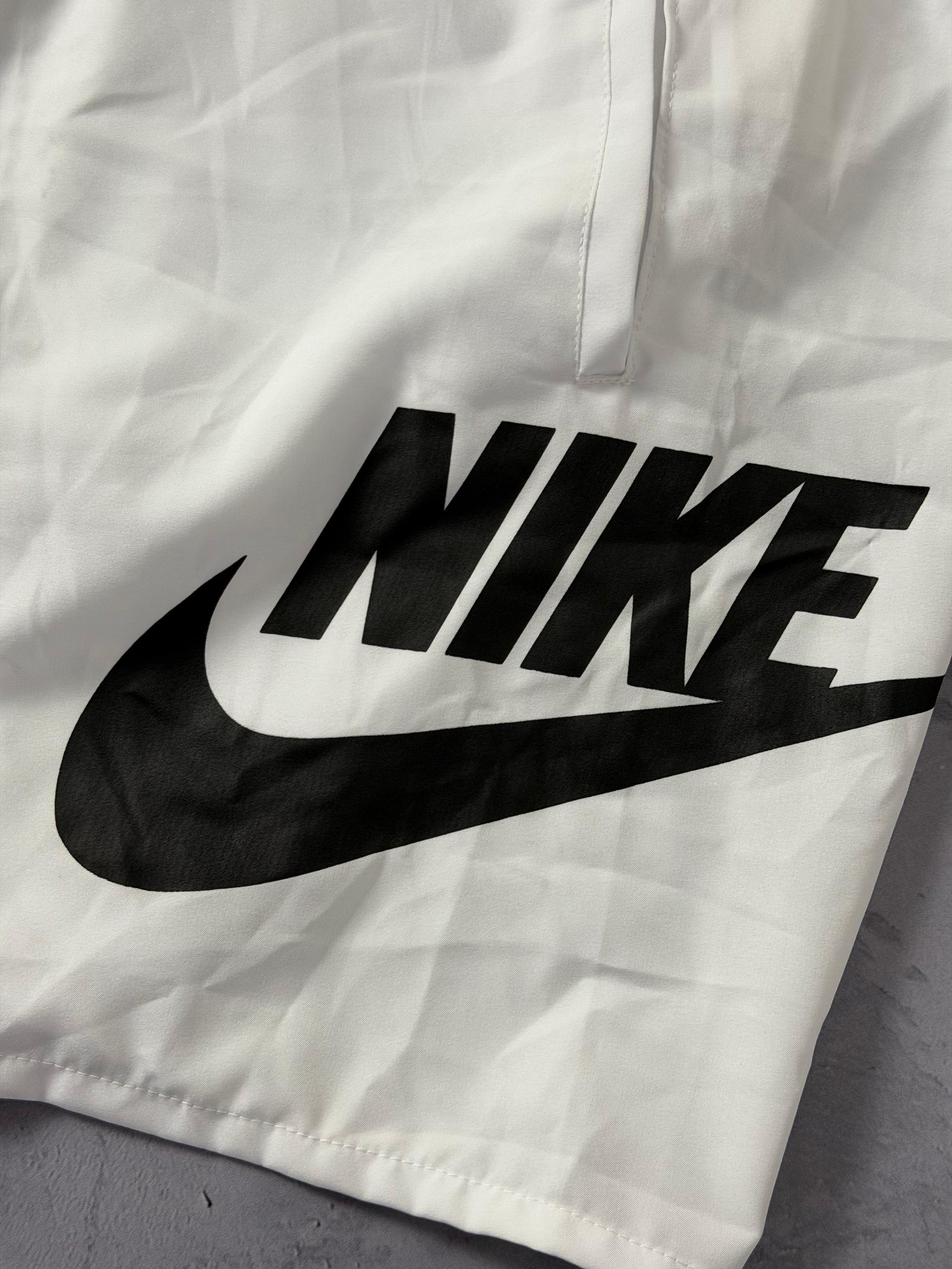 Shorts Tactel Nike Club - Branco