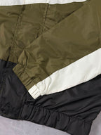 Corta Vento Nike Big Logo - Verde Militar