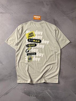 Camiseta Nike AirMax Day - Cinza