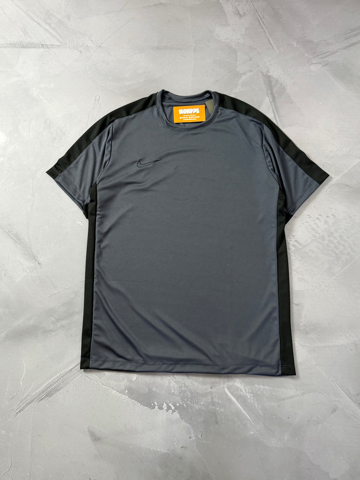 Camiseta Nike Dri Fit Academy 23 - Cinza