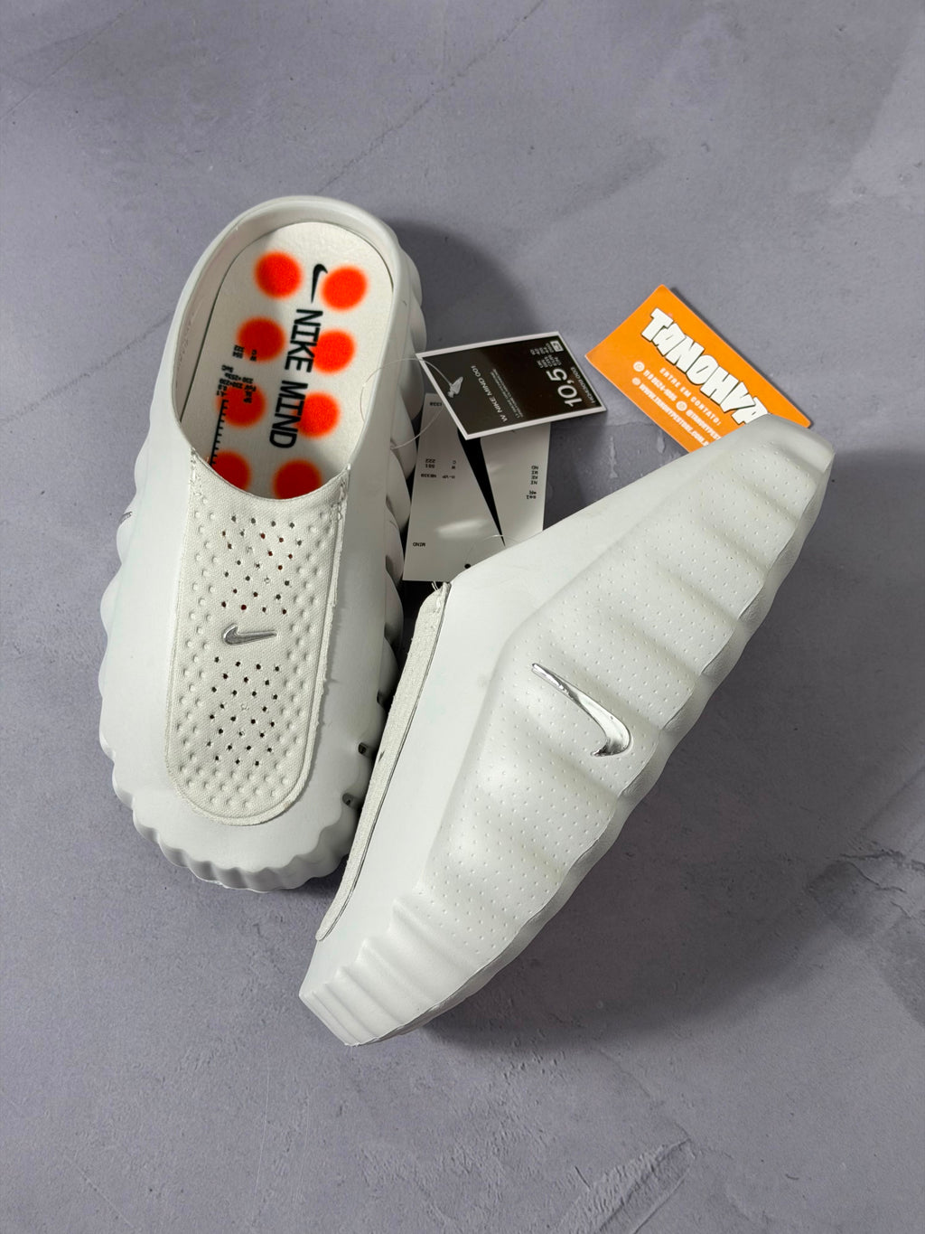 Chinelo Slide Nike Mind 001 - Cinza