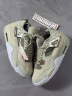 Tênis Nike Air Jordan 4 - Bege