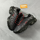 Tênis Nike Air Max Plus TN - Drácula