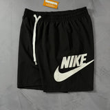 Shorts Tactel Nike Club - Preto