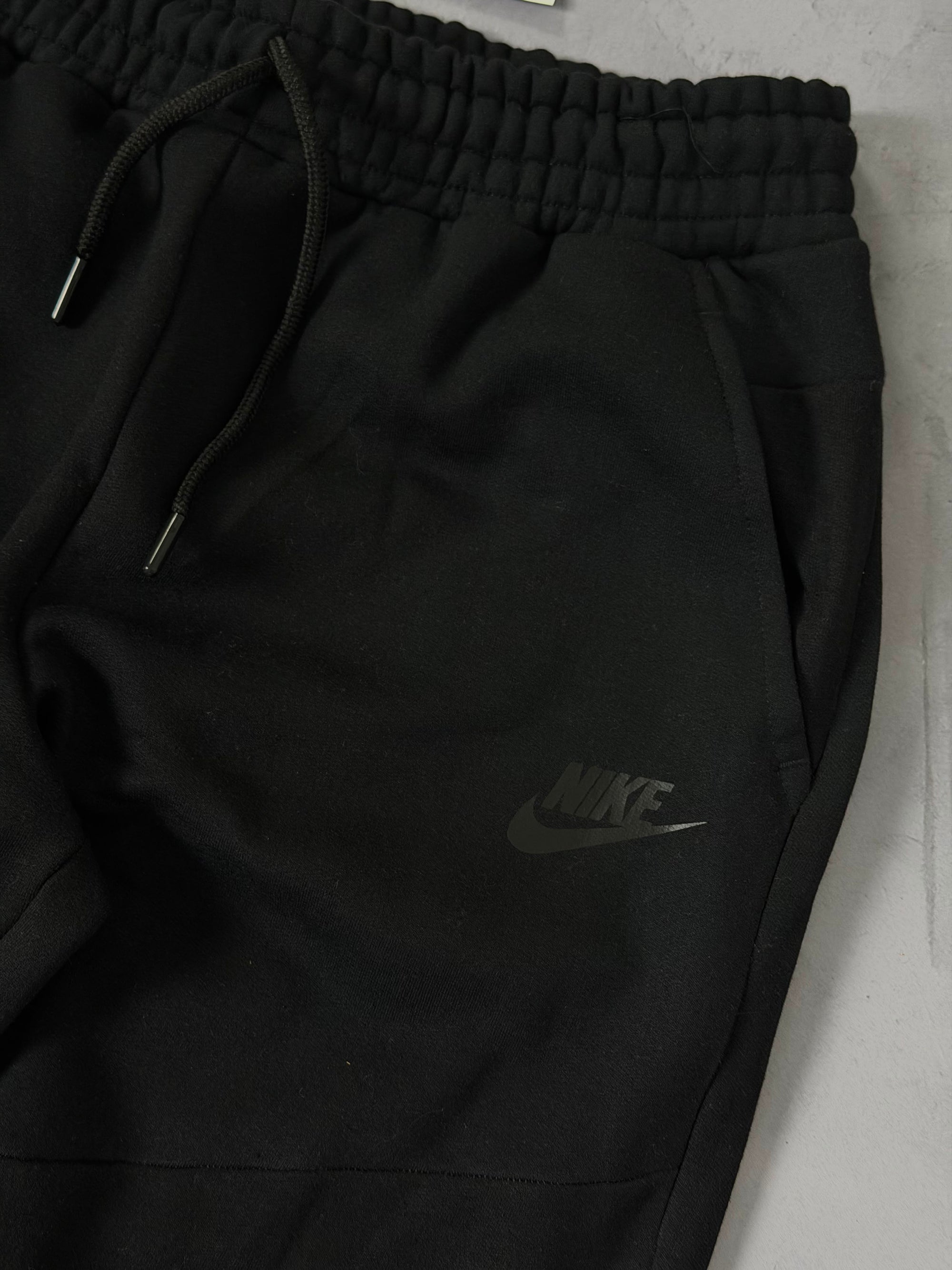 Conjunto Tech Fleece - Preto