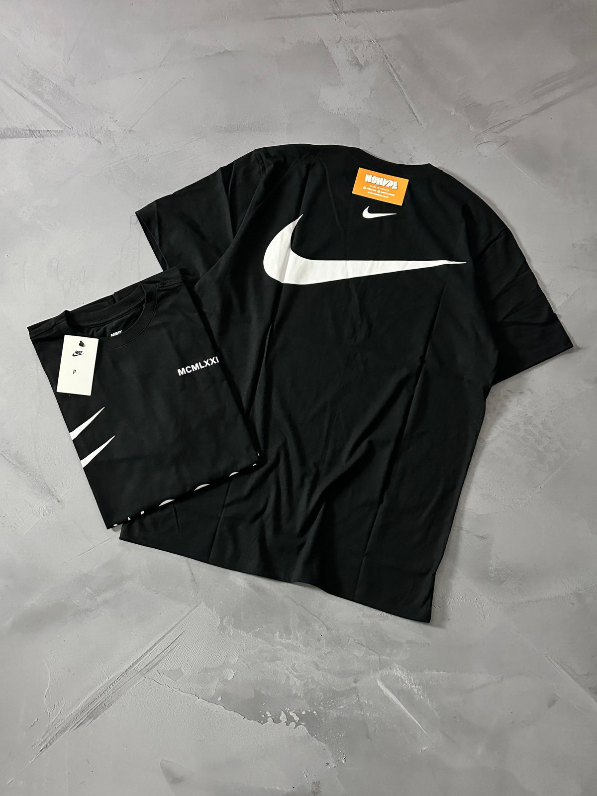 Camiseta Nike Double Swoosh - Preto