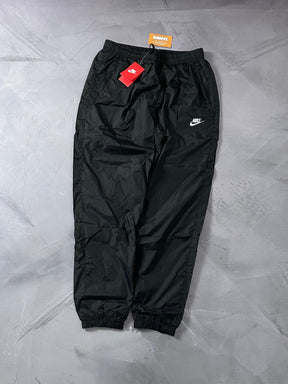 Conjunto Nike - Calça + Corta Vento Cinza/Branco