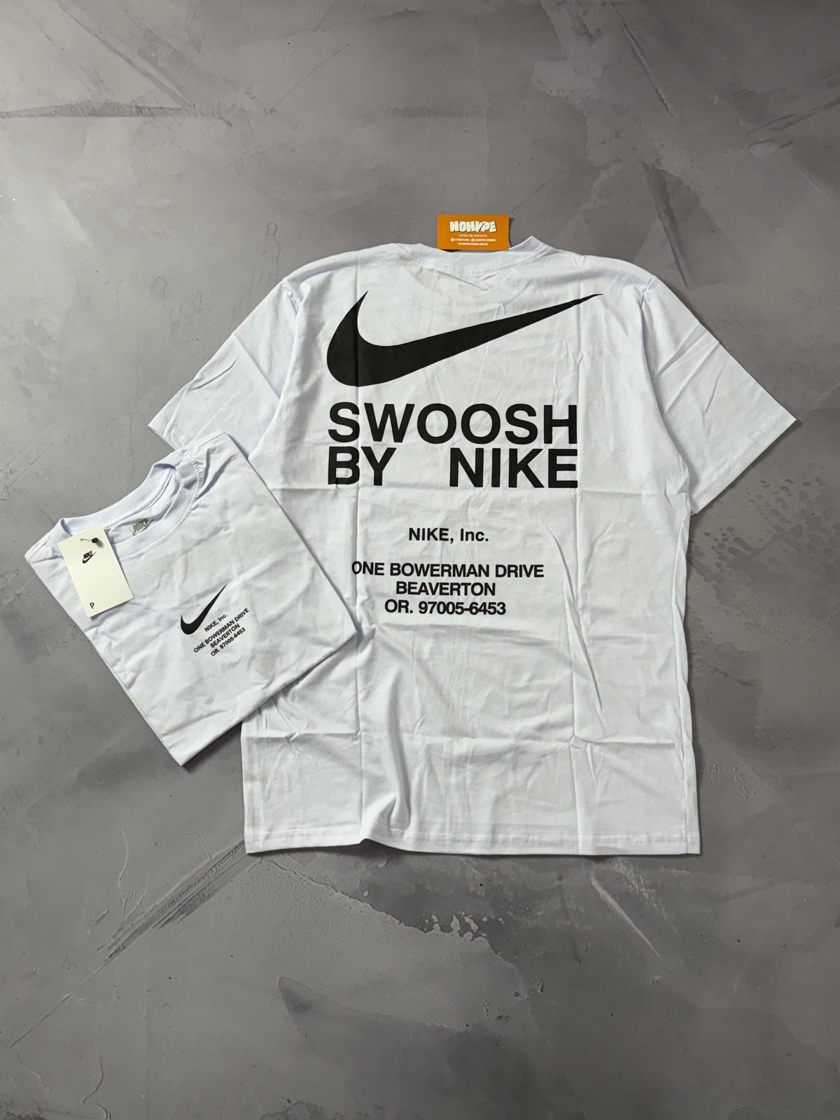 Camiseta Nike By Swoosh - Branca
