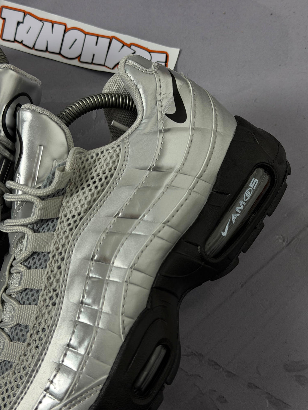 Tênis Nike Air Max 95 x Total 90 - Cinza
