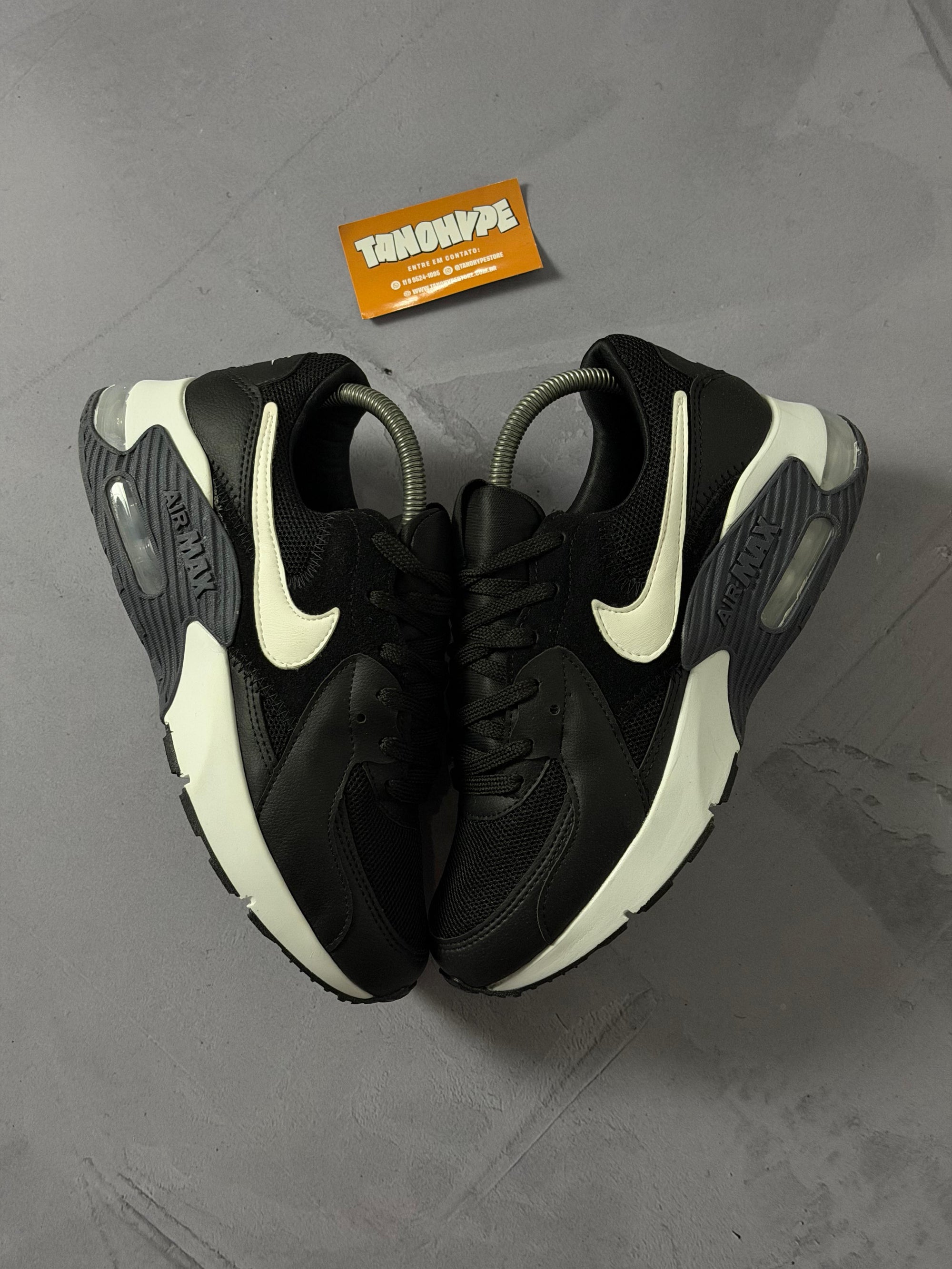 Tênis Nike Air Max Excee - Preto/Branco