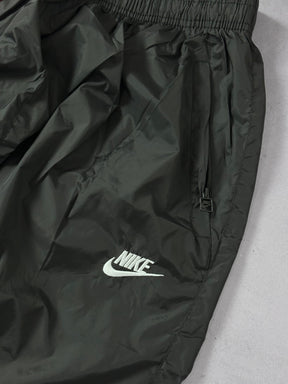 Conjunto Nike - Calça + Corta Vento Cinza/Branco